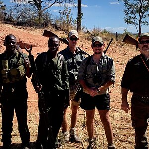 Hunting Team & Trackers Zimbabwe