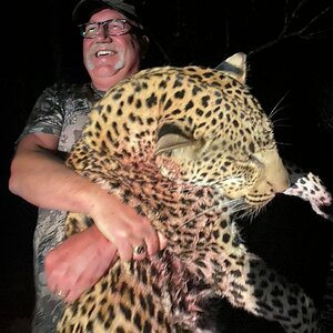 Leopard Hunt Zimbabwe