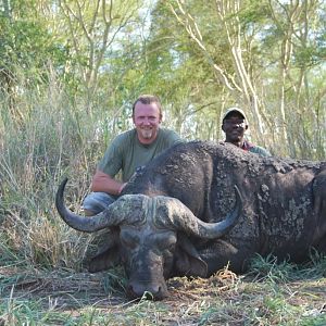 Hunting Buffalo with Pelandaba Safaris in Zimbabwe