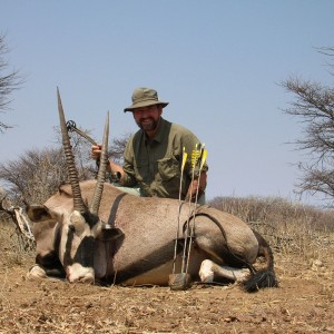 Bowhunting Gemsbok in Namibia