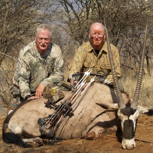 Bowhunting Gemsbok in Namibia