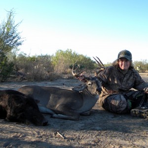 Texas 2009 - Pig and Buck