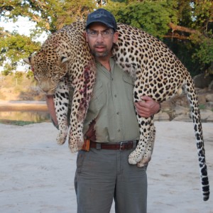 Zimbabwe Leopard 2012