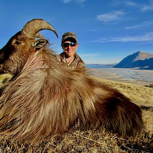 Tahr Hunt New Zealand