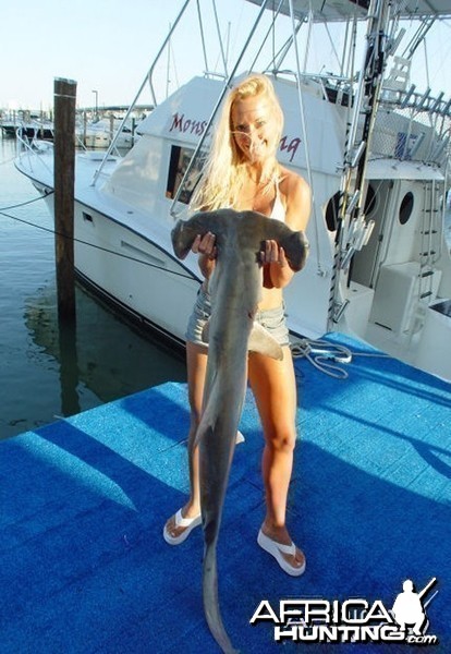 Fishing Babes