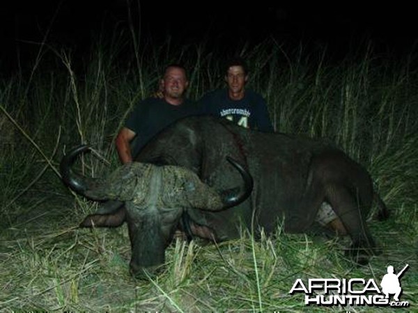 Hunting Buffalo with Pelandaba Safaris in Zimbabwe