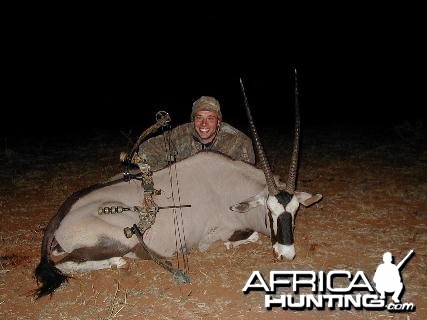 Bowhunting Gemsbok in Namibia