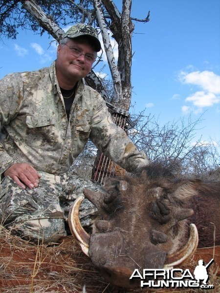 Bow Hunting Warthog 2006 RSA Limpopo trip