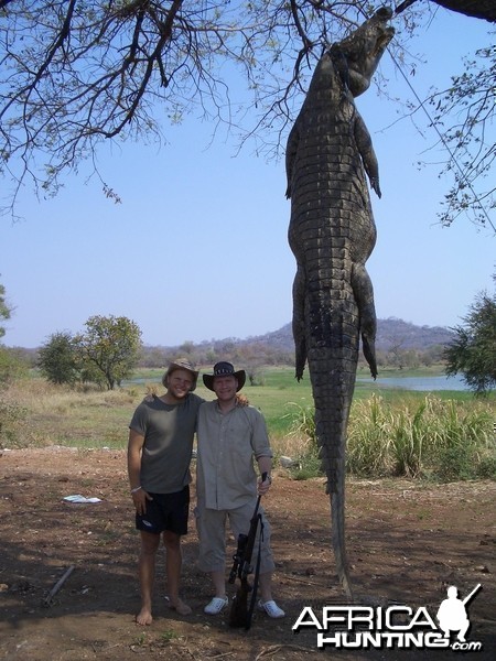 Hunting Croc with Nhenda Safaris Mozambique