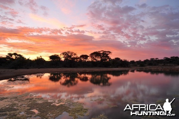 Wag n Bietjie Lodge - Wintershoek Johnny Vivier Safaris in South Africa