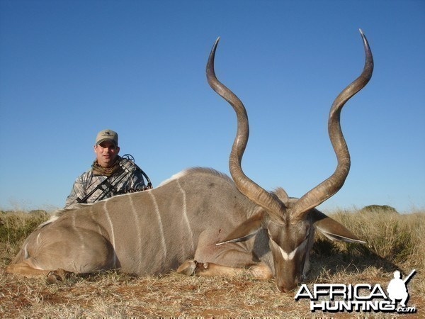 Bowhunting Kudu with Wintershoek Johnny Vivier Safaris in South Africa