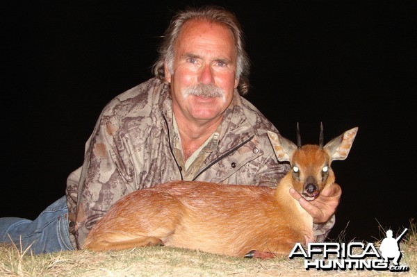 Hunting Grysbuck with Wintershoek Johnny Vivier Safaris in SA