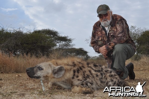 Hunting Hyena with Wintershoek Johnny Vivier Safaris in SA