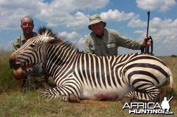 Hunting Mountain Zebra with Wintershoek Johnny Vivier Safaris in SA