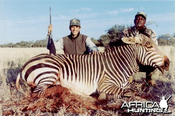 Hunting Mountain Zebra with Wintershoek Johnny Vivier Safaris in SA