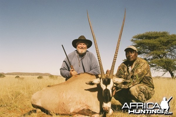 Hunting Gemsbuck with Wintershoek Johnny Vivier Safaris in SA