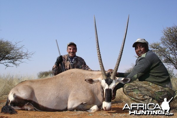 Hunting Gemsbuck with Wintershoek Johnny Vivier Safaris in SA