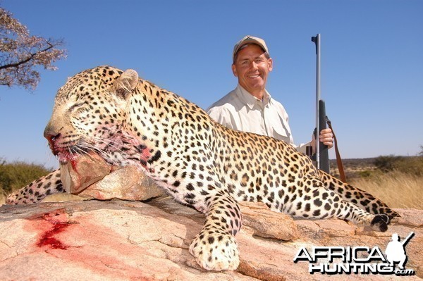 Hunting Leopard with Wintershoek Johnny Vivier Safaris in SA