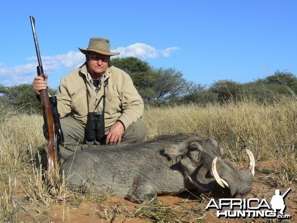 Hunting Warthog in Namibia