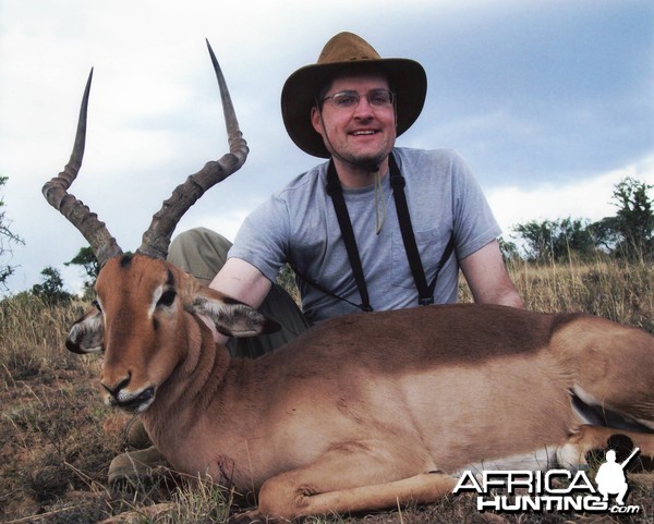 Russ Field Safaris - Impala (21-22 inches long)