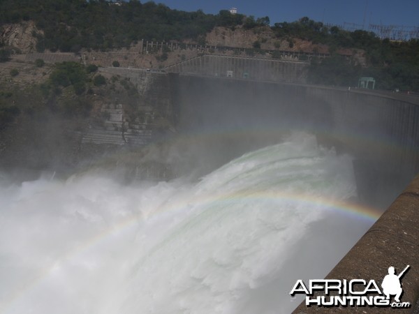 kariba dam april 2010 with the gates open