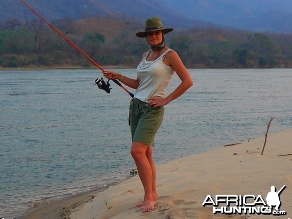 fishing below mupata gorge to lower zambezi NP