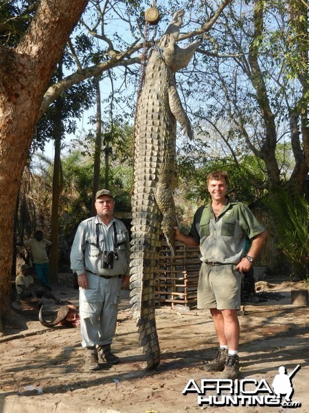 MOZAMBIQUE 14' CROCODILE 2012