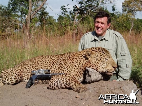 Leopard Hunting with Theunis Botha