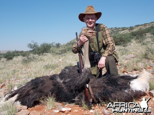 Ostrich hunt with Wintershoek Johnny Vivier Safaris