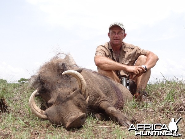 Warthog hunt with CAWA in CAR