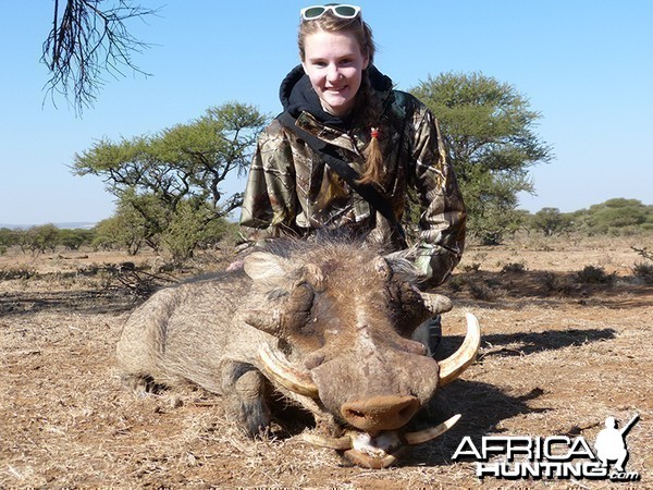 Warthog hunt with Wintershoek Johnny Vivier Safaris