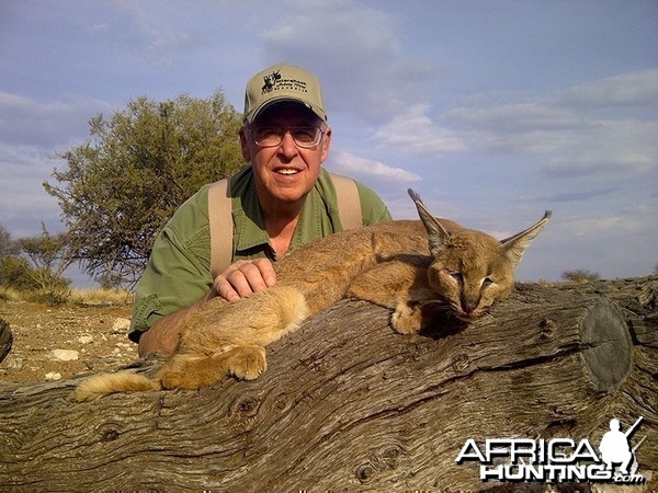 Caracal hunt with Wintershoek Johnny Vivier Safaris