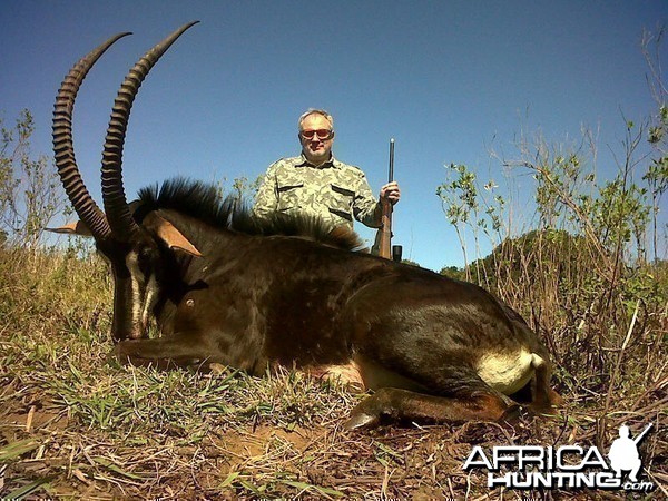 Sable hunt with Wintershoek Johnny Vivier Safaris