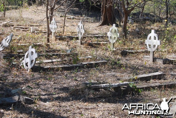 &quot;The Terrible Ones&quot;  32 Battalion Graves