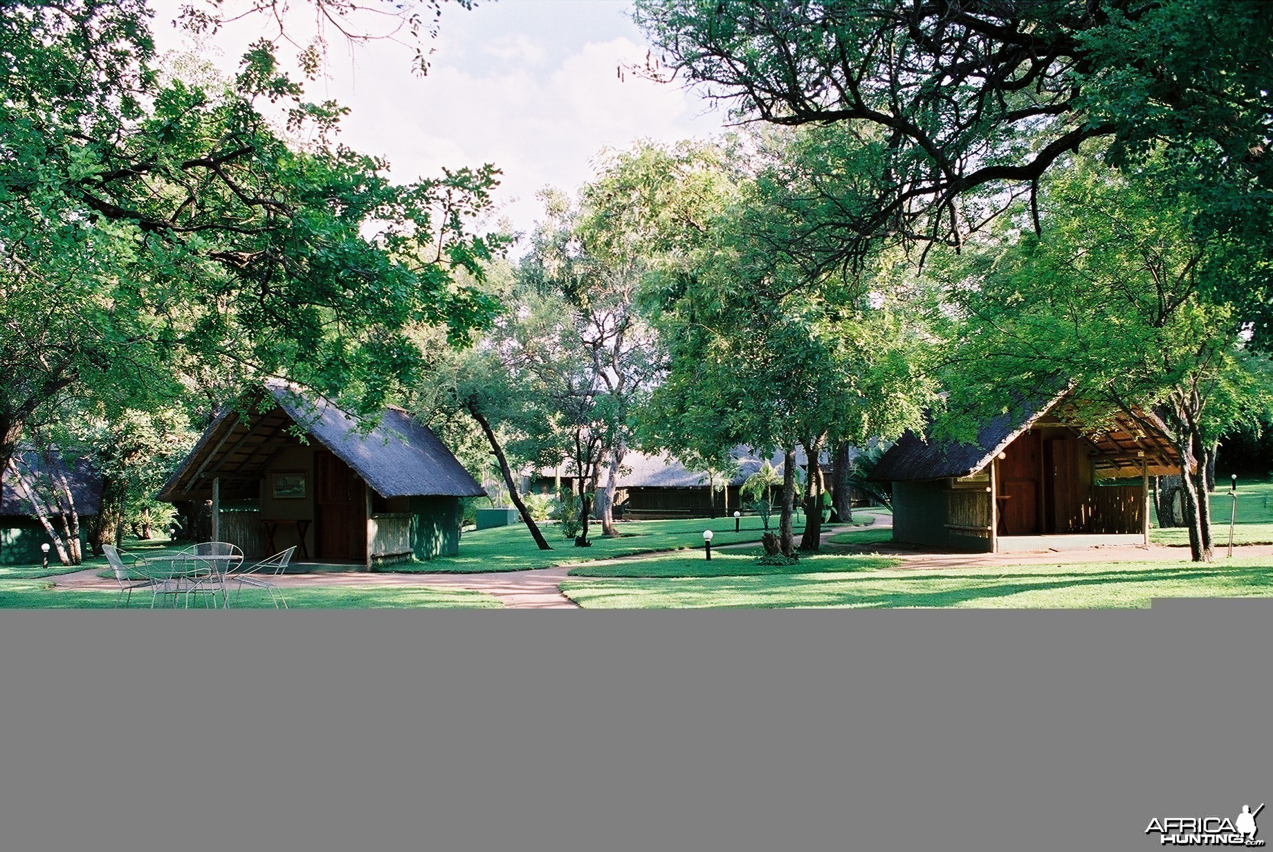 Shumba Safari Lodge