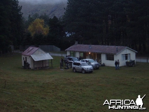 New Zealand Safaris Hunting Cabin