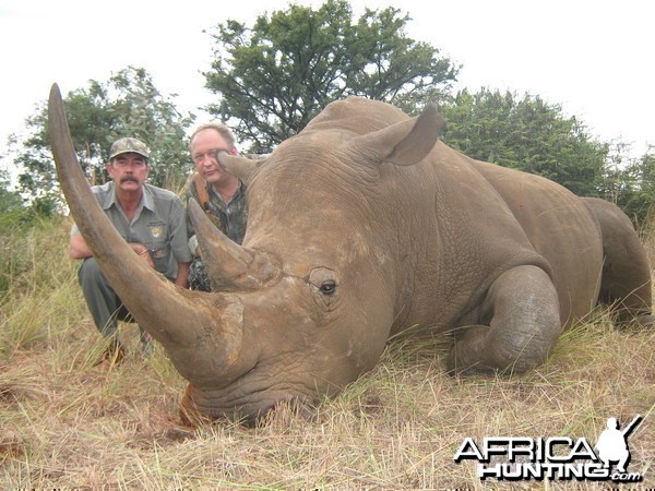 Hunting White Rhino - Vladimir  Kozlov