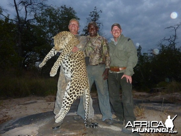 Hunting Leopard in Tanzania with Nathan Askew of Bullet Safaris