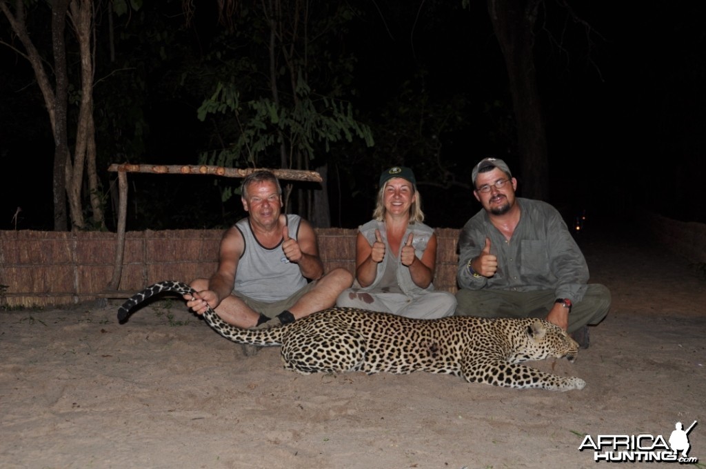 Hunting in the Selous Leopard