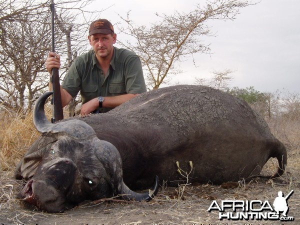 Selous Buffalo Hunting