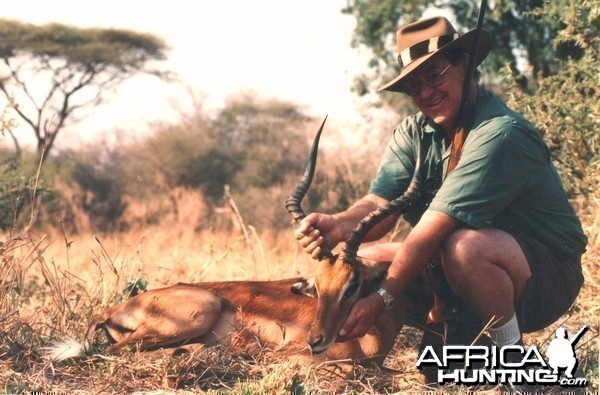 Impala hunt Zimbabwe