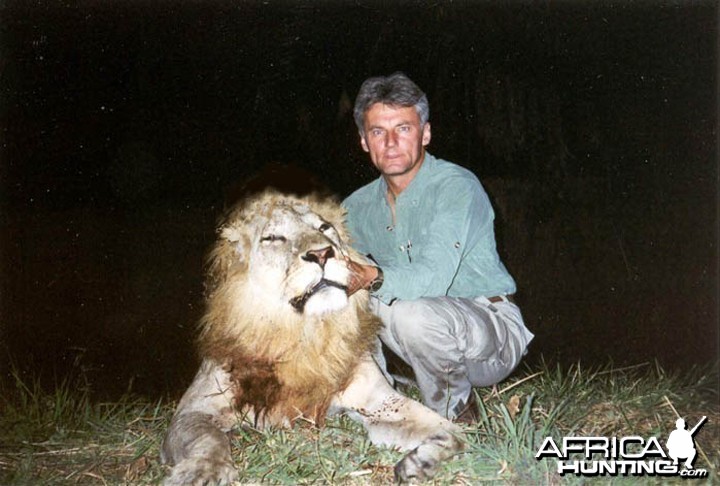 Hunter and Writer J. Alain Smith Lion