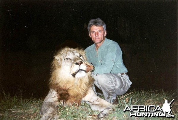 Hunter and Writer J. Alain Smith Lion