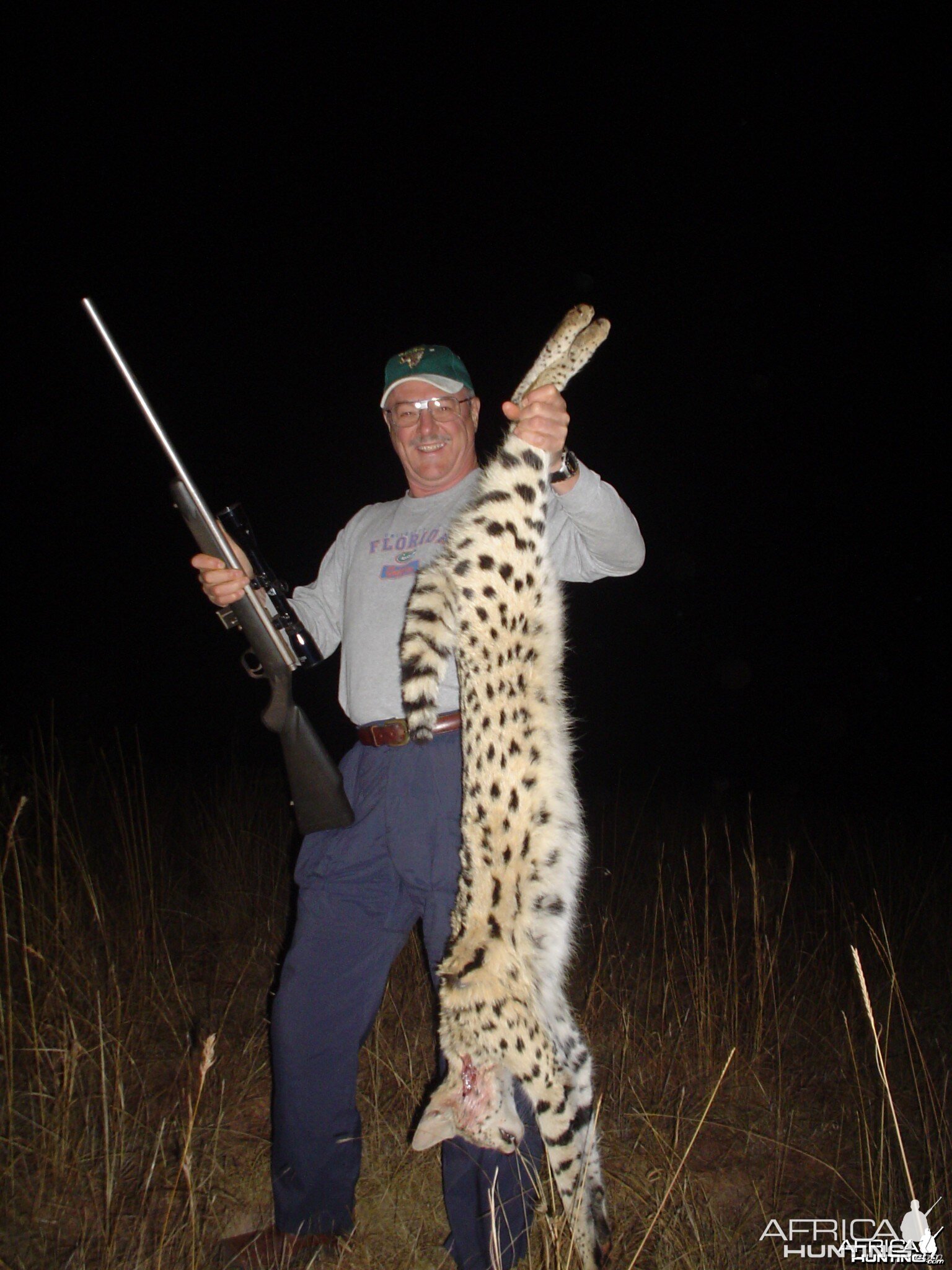 Nice big male serval !