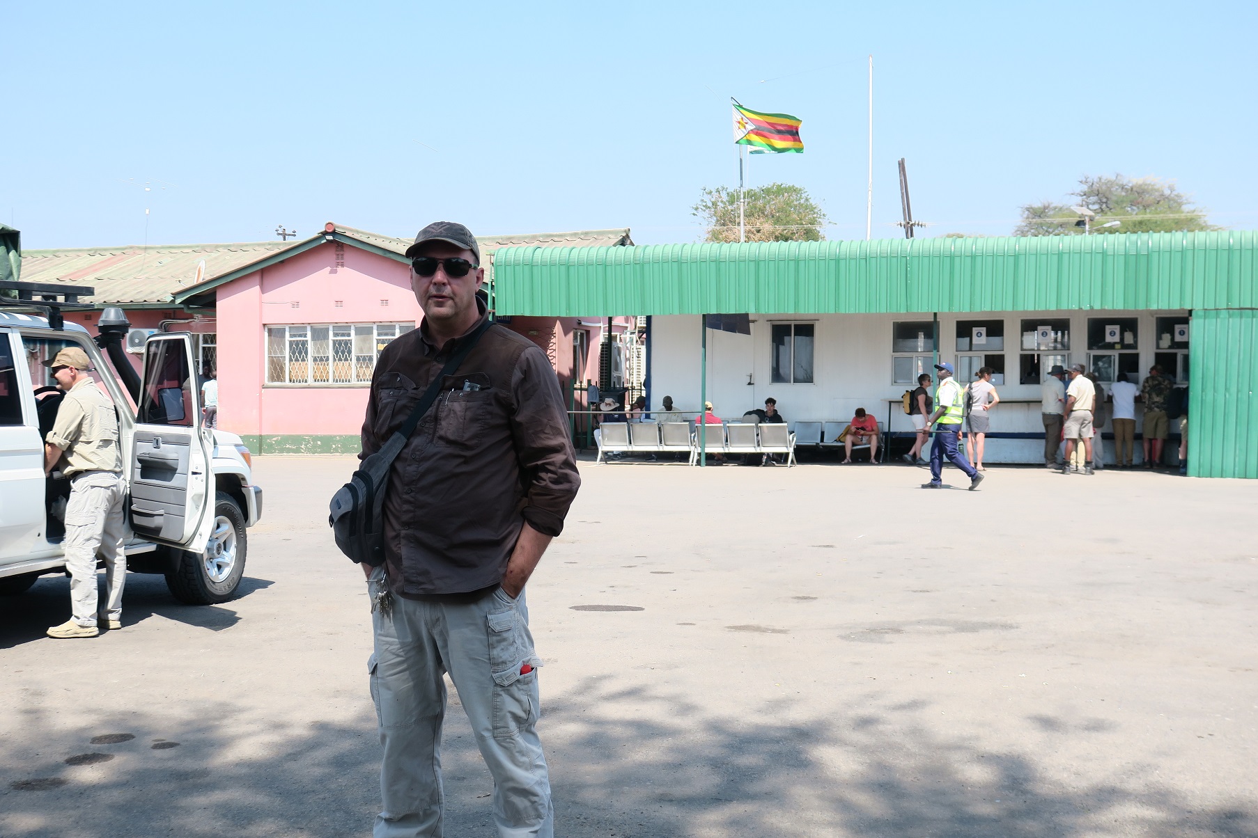 03 Zim border 3.JPG