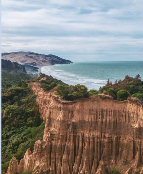 Cathedral Cliffs north canterbury.png