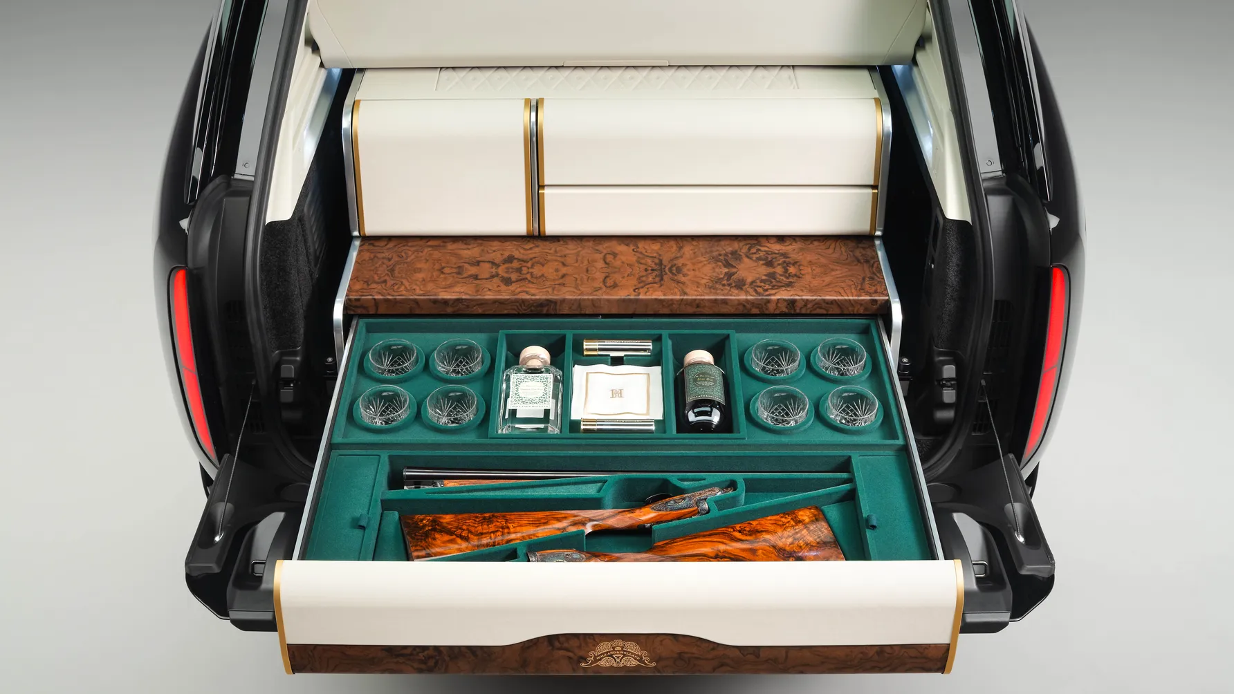GUNBOX - DRAWER OPEN - CROPPED.webp