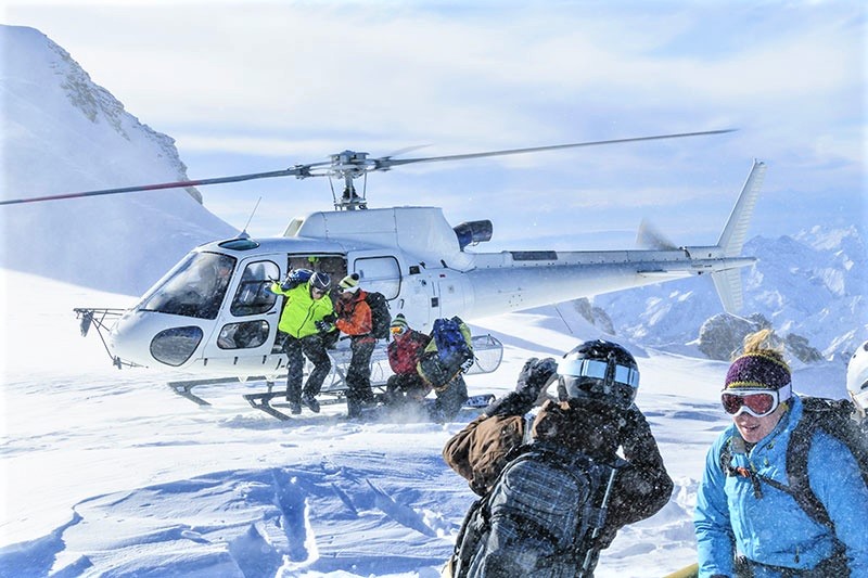 heli-ski-disembark.jpg