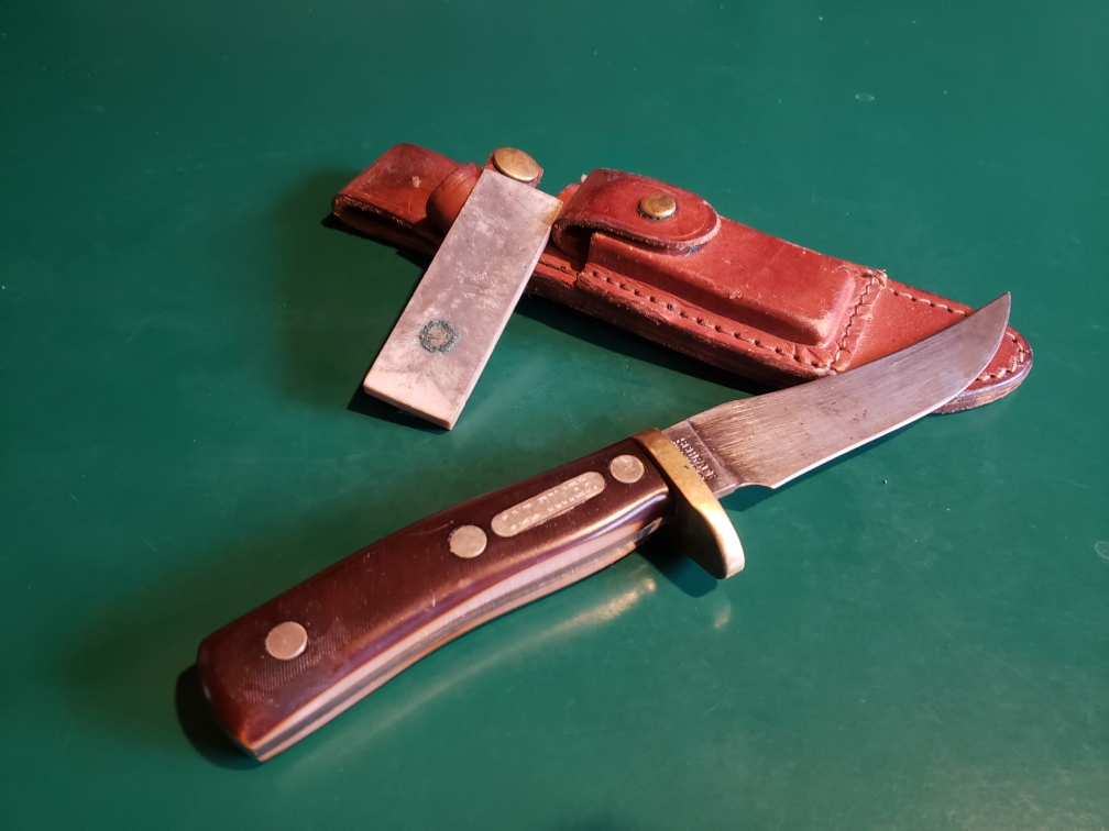 Hunt Knife.jpeg