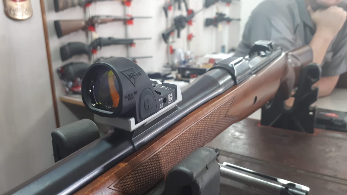 Reflex Sights On Cz 550 And Bruno 602 Rifles Africahunting Com